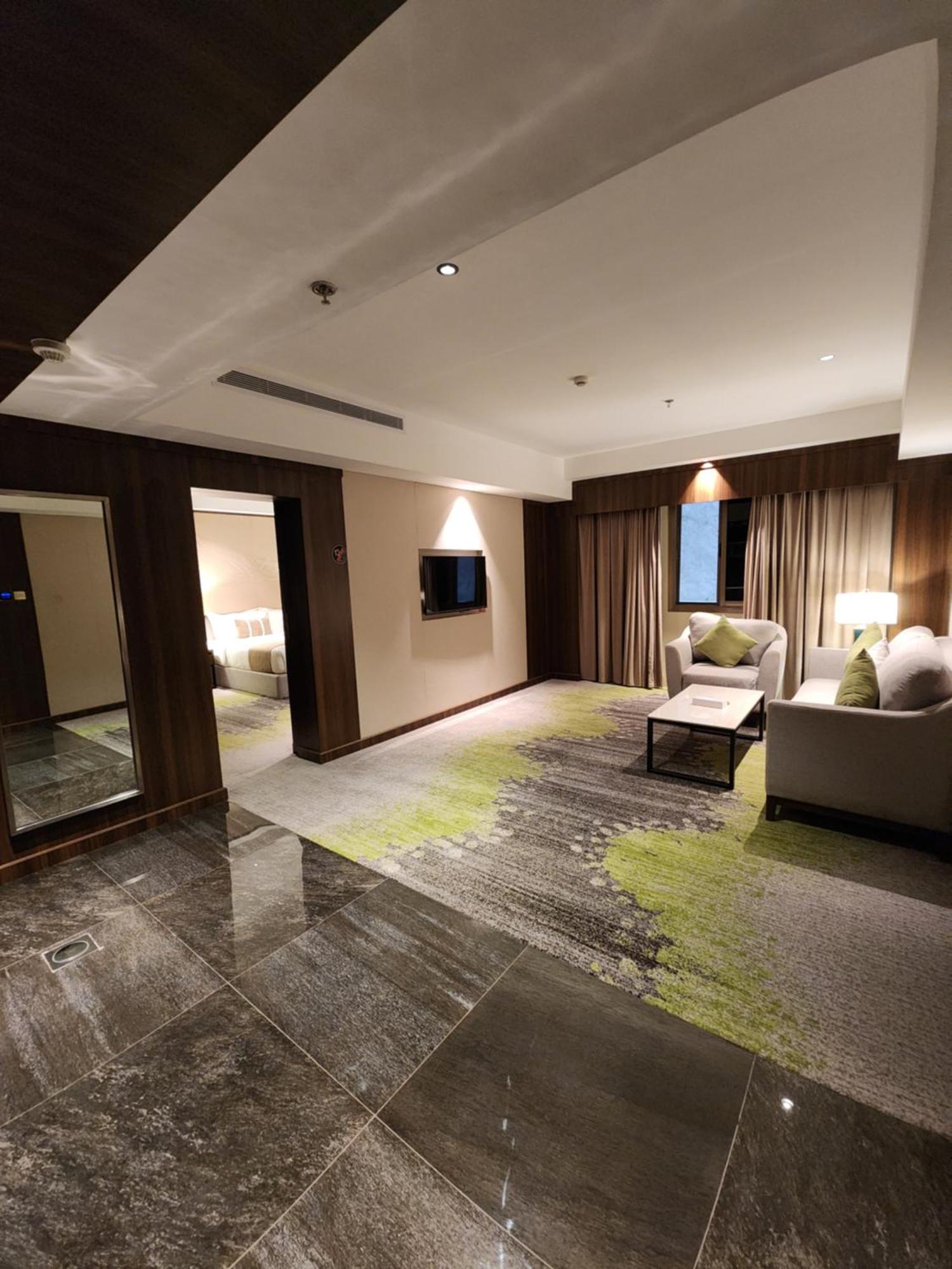 Azar Hotel Ahad Rafidah Luaran gambar